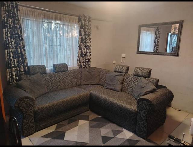 1 BEDROOM APARTMENT FOR SALE IN LONGCROFT